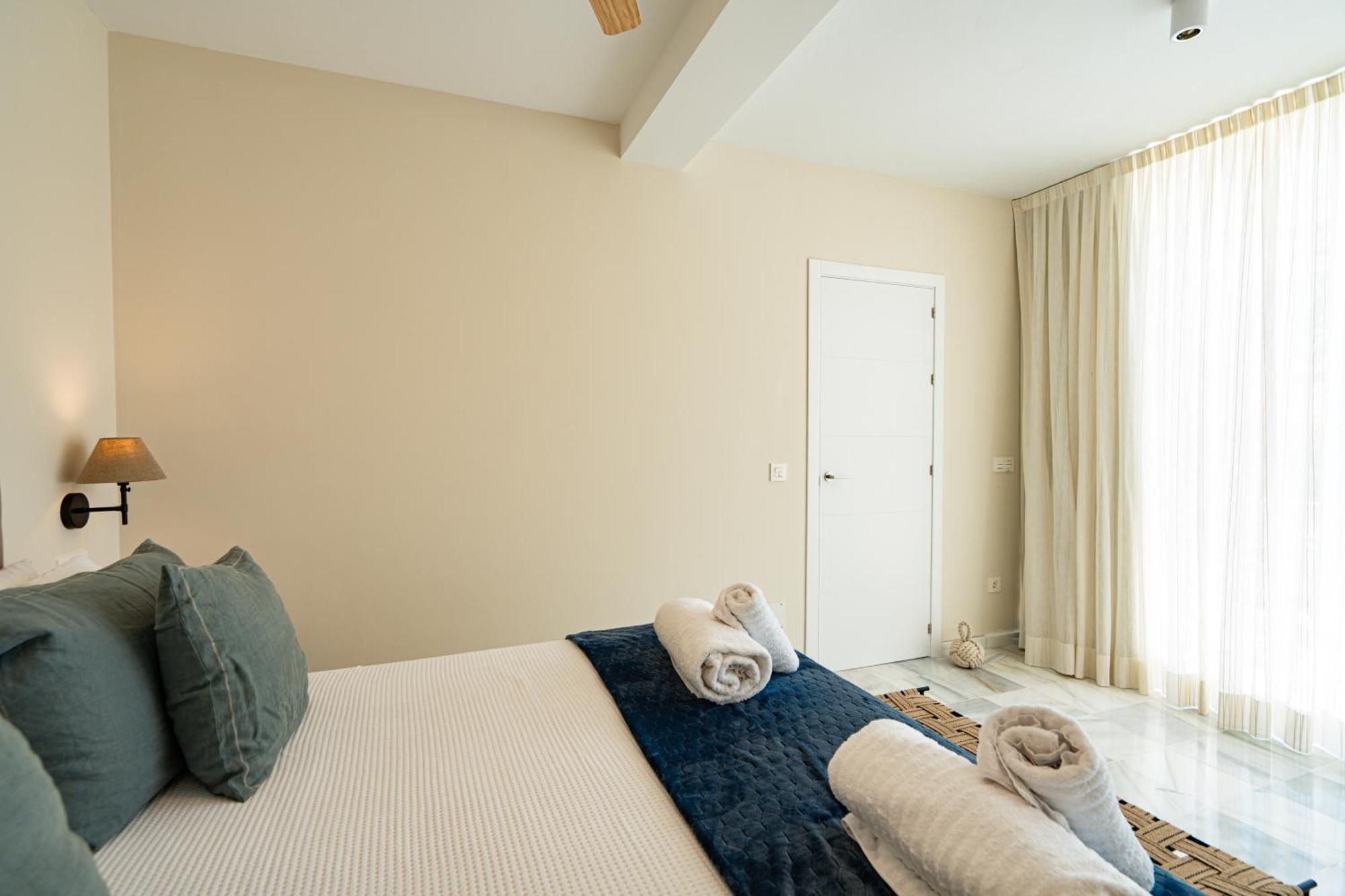 Paraiso Del Mar Parking Y Piscina 454 Appartamento *